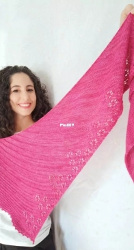 Chal Geranio by Marianela Galo  - Spanish