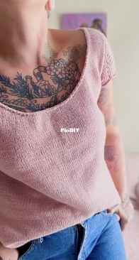 Anna Tee by Elizabeth Margaret