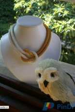 Collar crochet bead