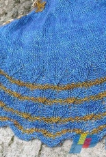 Kingfisher Capelet by Huan-Hua Chye /Purlescence-English-Free