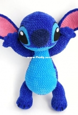 Goozell Toys - Guzel Tinchurina - Plush Stitch