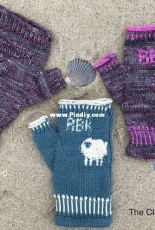 RBK Fingerless Mitts by Doris Formby