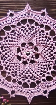 Nelly Klos - Stargazer Doily - English