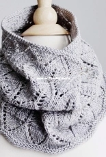 Greyhaven Set Cowl and Hat by Robin Ulrich