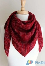 Truly Triangular Scarf by Michelle Krause/leahmichelledesigns-Free