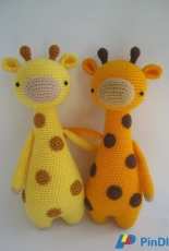Little Bear Crochets - J. A. Poolvos- Giraffe with Spots- Spanish - Translated