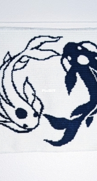 Haomao Crochet - Tessa - Tui and la Yin and Yang Fish Tapestry