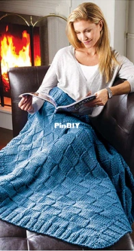 Softly Blocked Throw No. 99710 by Mary Maxim