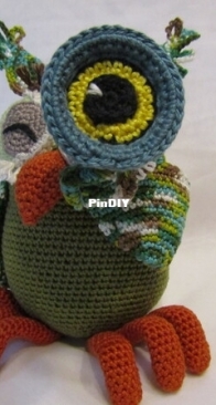 Waldtrollfairy - Monika Schindlecker - Curious Owl - Eule Curious - German