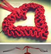 Grace Ann - Ruffle Valentine Wreath - Free