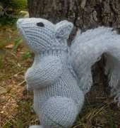 Knit One, Squirrel Two by Sara Elizabeth Kellner /Rabbit Hole Knits-Free