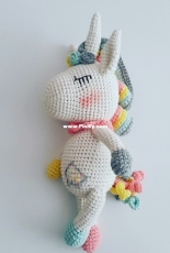 Amigurumi unicorn