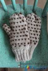 Brigadoon Fiber Farm-Alpaca Thrum Mittens by Rachel Dalton