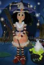 Tines Häkelstube - Christine Schneider - Walpurga Witch - German