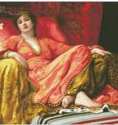 Solaria Gallery - Leila