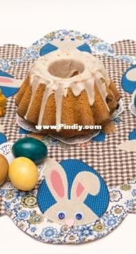 Large Easter napkin made of scraps
