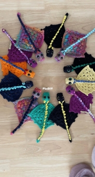 Gliding Pocket Dragons - Pattern by Amanda Ray
