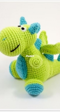 Knitting Kitty Designs - Zoya Dimitrova - Dragon - English