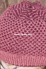 Broken seed stitch hat