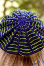 Whirlygig Beanie by Wally One-English,German-Free