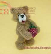 Rosetka - Larisa Glinchak - Bear with Strawberry
