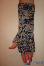Bulky New Moon Alice Cullens Fingerless Mittens by Nancy Fry / adnilamyrf-Free