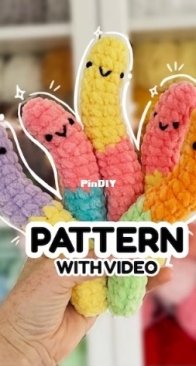 53Stitches – Clare Heesh - Sour Gummy Worms - Free