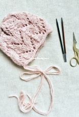 Newborn bonnet hats for photographer