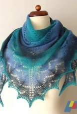 Simplicity Triangle Shawl by Amadeit , Italian-Free