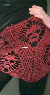 Keep Calm and Crochets - Chelsea Wybrow - Slinky Skeletal Skirt