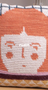 Domestika -  Andie Viggiano -  Cushion