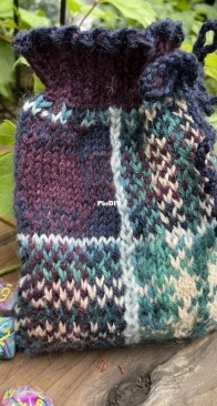 Tartan Dice Pouch by Elvi Dalgaard - Free