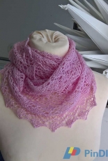 Samphrey Cowl by Janine Le Cras-Free