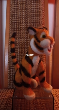 Tiger - needle felting