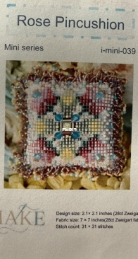Rose Pincushion I-mini-039