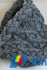 Brandi-Lee Cabled Cowl by Elyse Foxxe