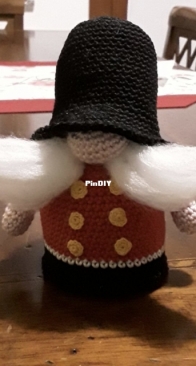 English guard gnome