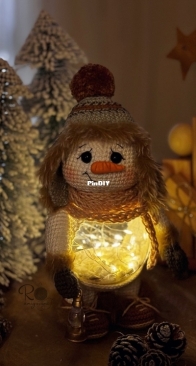 Rô Amigurumi - Rosâne Spera - Snowman - Lumi Boneco de Neve - Portuguese