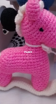 Little horse amigurumi
