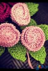 Knitted flowers