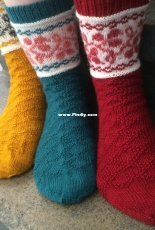 Apilat Socks by Liisa Lanka-English,French,Finnish-Free