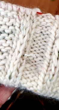 Mags Twisted Warm Beanie by Magali P - French - Free