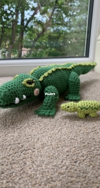 Lau Loves Crochet - Laura Loves Crochet - Laura Sutcliffe - Crocodile with Hatching Baby
