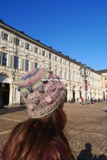 Christmas bobbles hat by Fabia & Alexa Taverna - Knitting For Breakfast - English Italian - Free