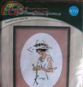 RTO R291 - Cute Lady