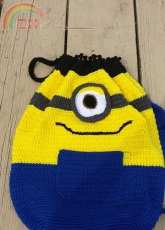 Crafty Mama Creations - Raechel Mayfield -Minion Duffle Bag