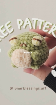 Lunar Blessings Art - Chunky Toad - Free