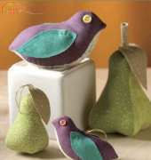 Conneting Threads - Partridge and Pear