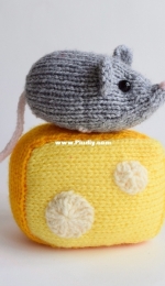 fluff + fuzz-Nibbles the Mouse by Amanda Berry-Free