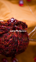 Fuggles Christmas Dice Treasure Bag by Katt Weaver-Free